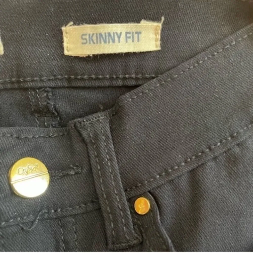 NWT Skinny jeans Size Xsmall